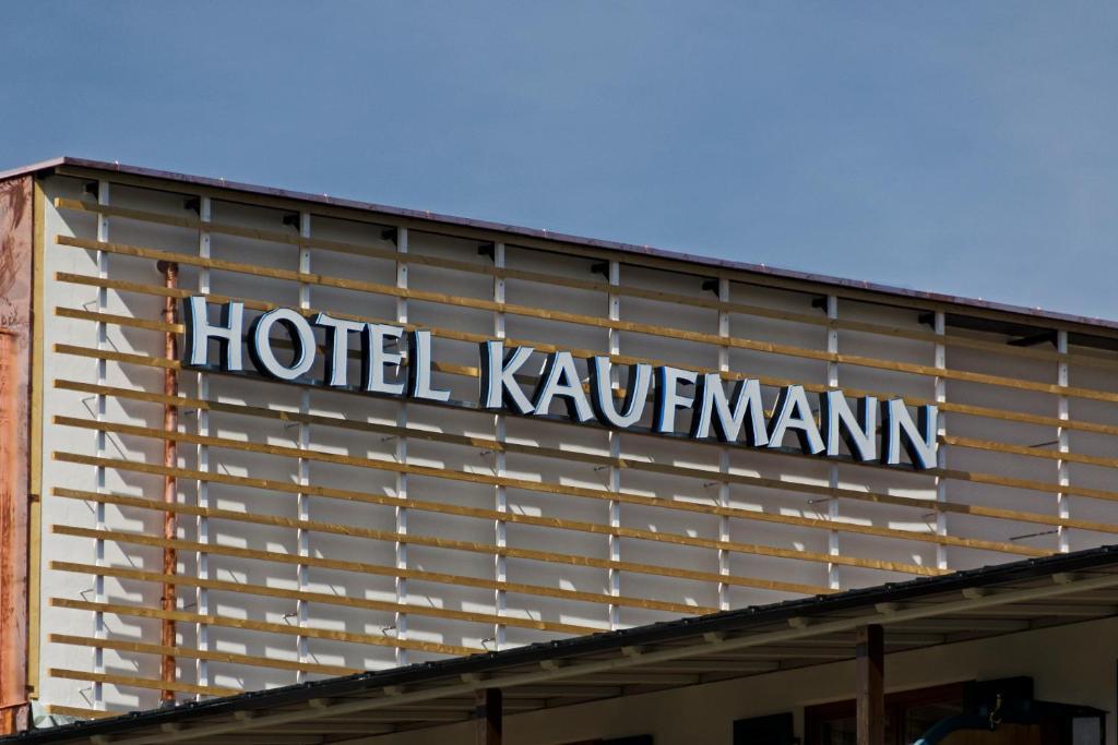 Hotel Kaufmann Roßhaupten Екстериор снимка